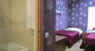 Гостиница Гостевой дом Антоново Великий Новгород Небольшой двухместный номер с 2 отдельными кроватями-7